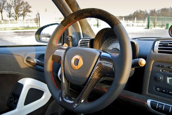 Aznom smart Tender to track.